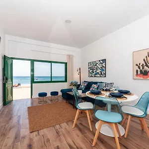 Luxury Sea Front V , Playa Honda (Lanzarote) Spagna
